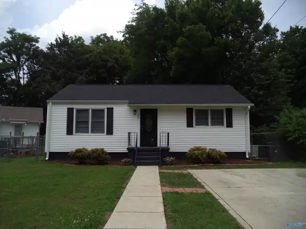 300 N Plymouth Road,  Huntsville,  AL 35811