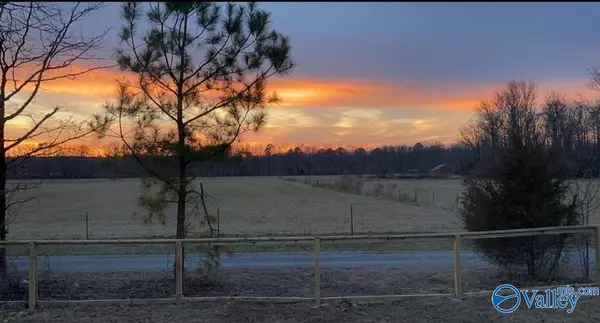 Hamilton, AL 35570,537 Highland Street