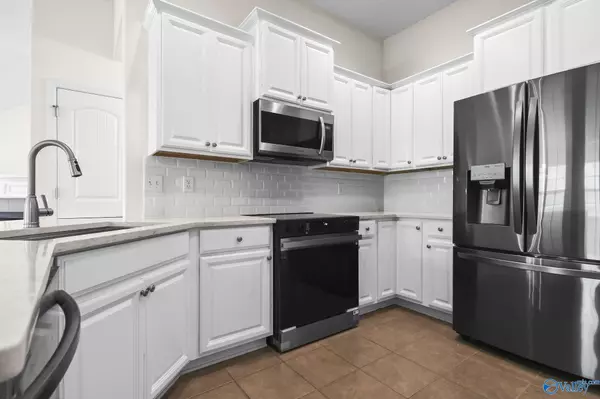 Owens Cross Roads, AL 35763,6818 Breyerton Way