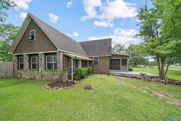 Geraldine, AL 35974,175 Short Street