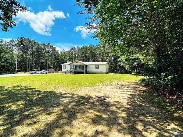 Flat Rock, AL 35966,181 County Road 814