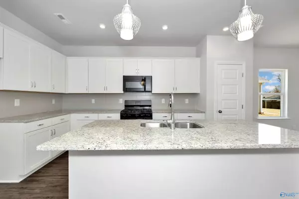 New Market, AL 35761,178 Story Ray Drive