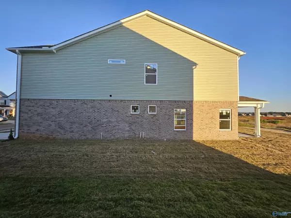 New Market, AL 35761,176 Mill Valley Way