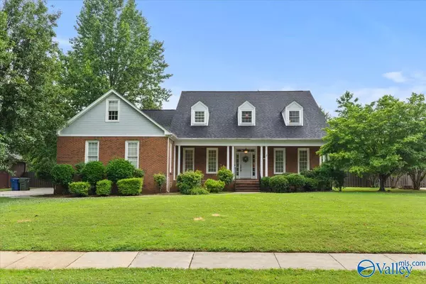 290 River Cove Road, Huntsville, AL 35811