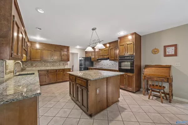 Huntsville, AL 35803,2713 Cynthia Lane