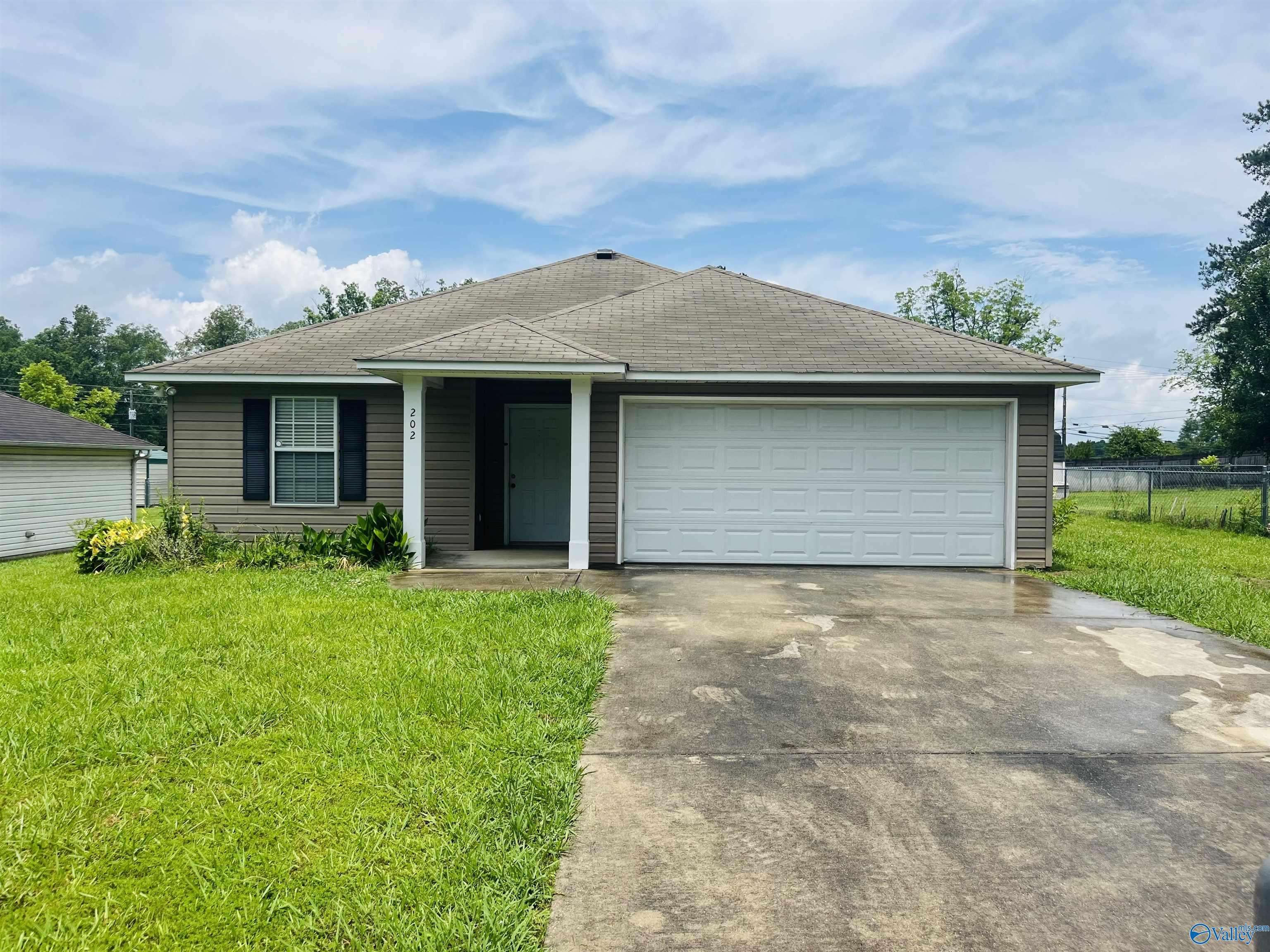 202 Ann Street, Glencoe, AL 35905