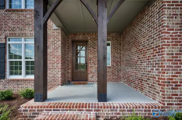 Owens Cross Roads, AL 35763,8320 Grayback Boulevard