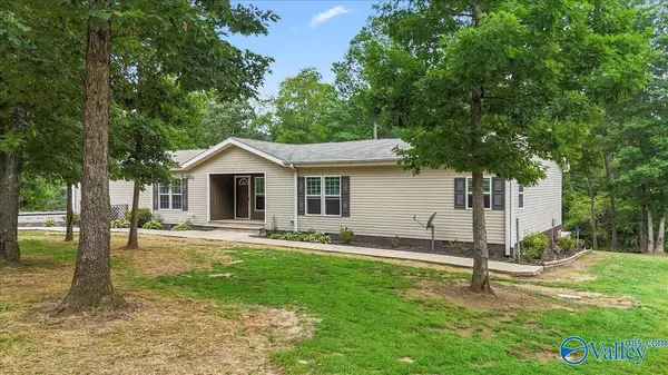 Dutton, AL 35744,3575 County Road 395