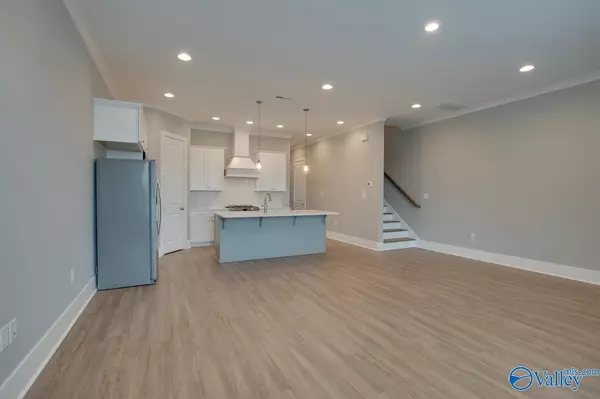 Madison, AL 35756,182 Kearny Street