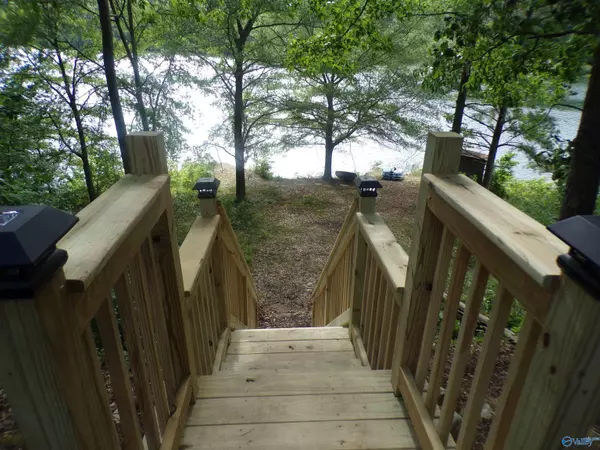 Moulton, AL 35650,357 County Road 559