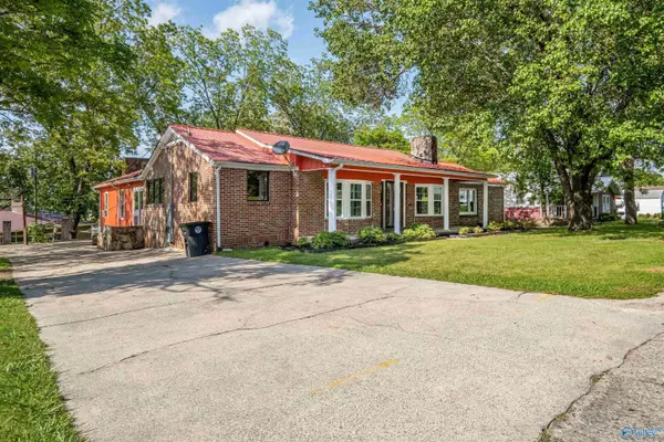 Gadsden, AL 35903,1120 Hillsboro Drive