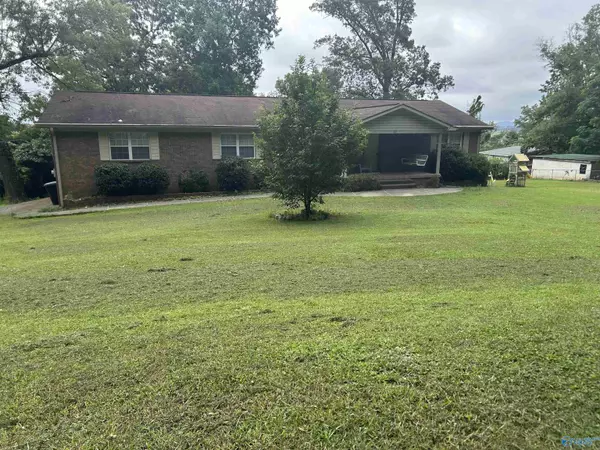 207 Grant Street, Gadsden, AL 35901