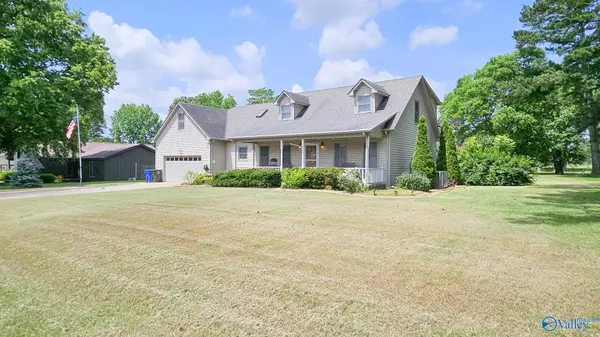 16231 West Glenn Valley Drive, Athens, AL 35611
