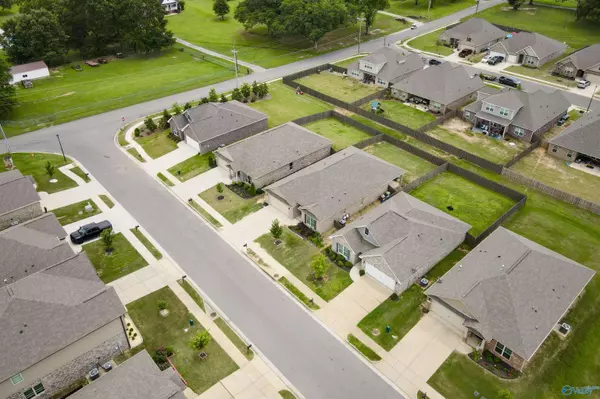 Hartselle, AL 35640,604 Magnolia Place Lane