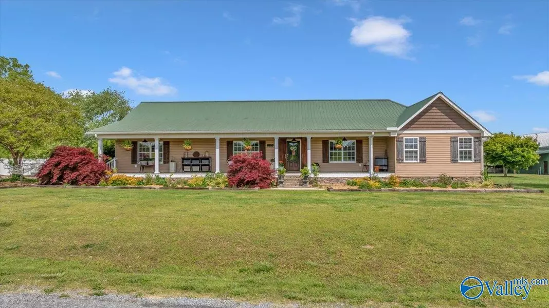 263 County Road 384, Crossville, AL 35962