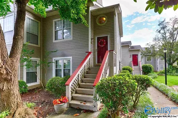 1085 Stones Throw Drive #1085, Huntsville, AL 35806