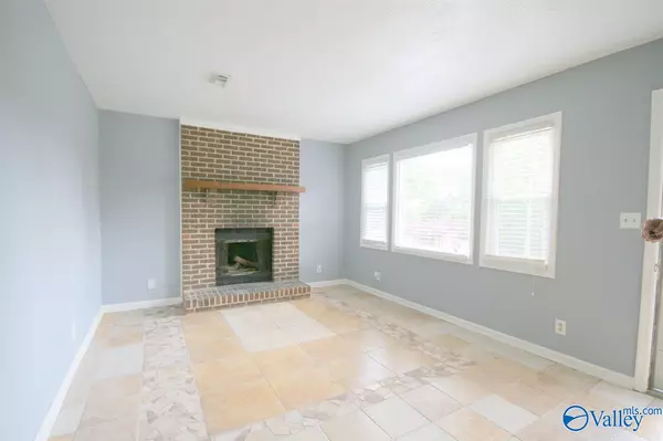 Huntsville, AL 35810,2901 NW Cochise Circle