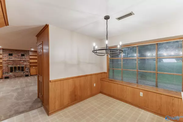 Decatur, AL 35601,2501 College Street SE