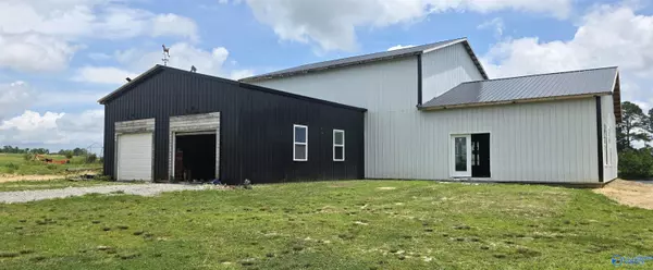 Henagar, AL 35978,354 County Road 162