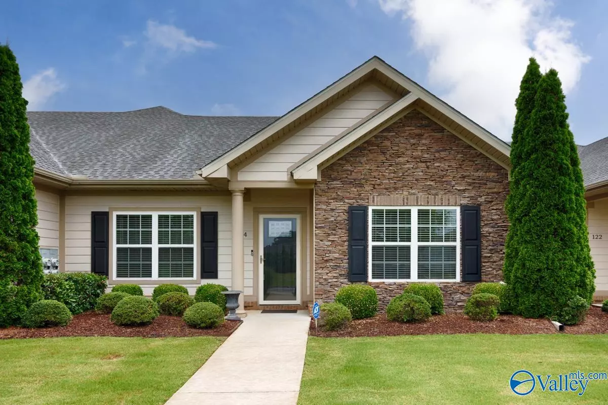 Huntsville, AL 35806,124 NW Moore Farm Circle #124