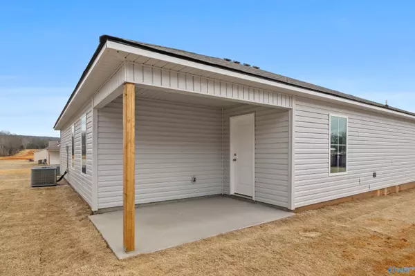 New Market, AL 35761,146 Olde Hearth Road