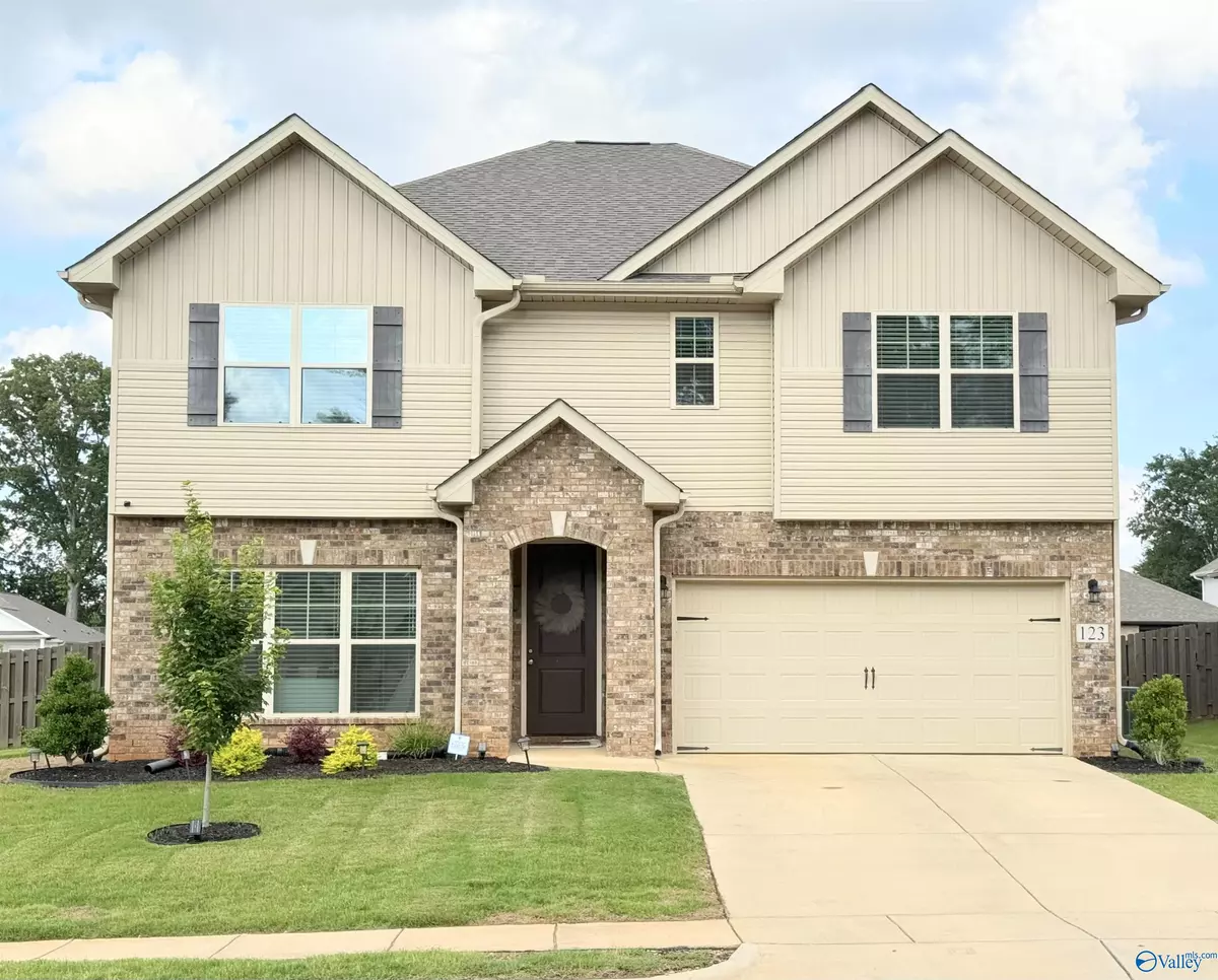 New Market, AL 35761,123 River Pointe Drive