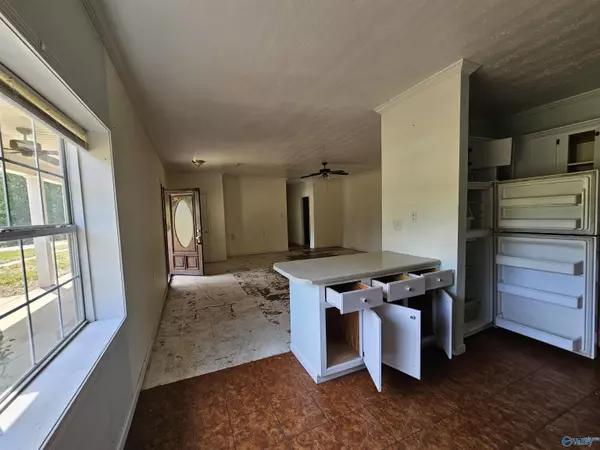 Vina, AL 35593,2915 County Highway 56