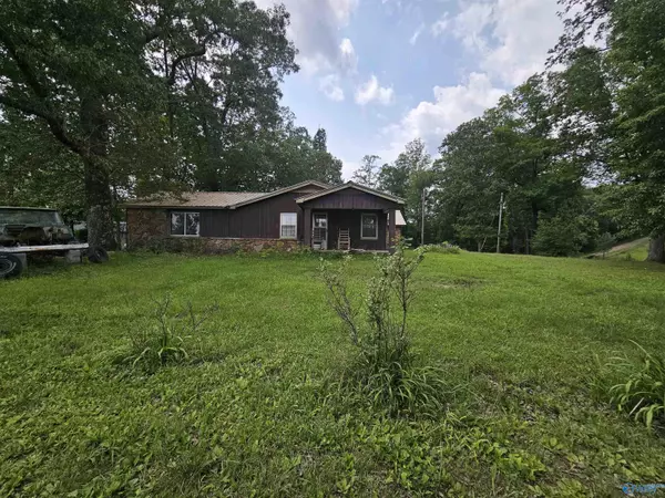 Collinsville, AL 35961,1148 County Road 865