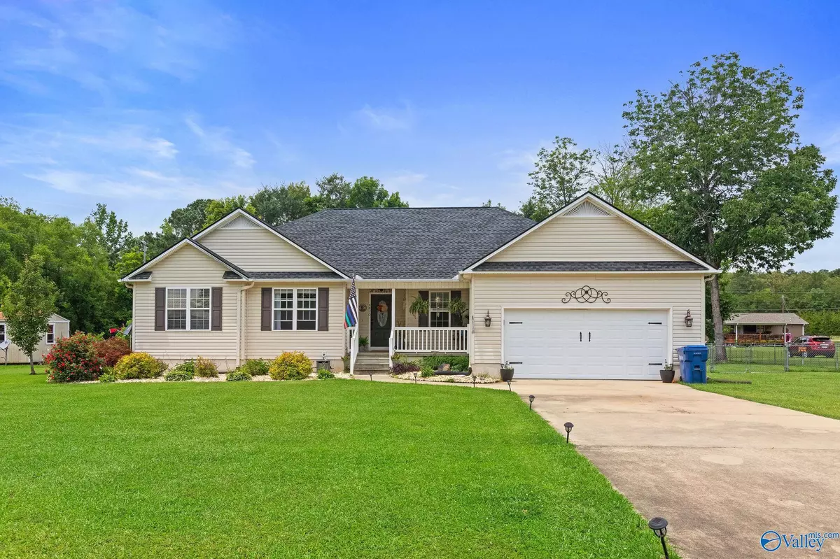 Hokes Bluff, AL 35903,4810 Cornelia Drive