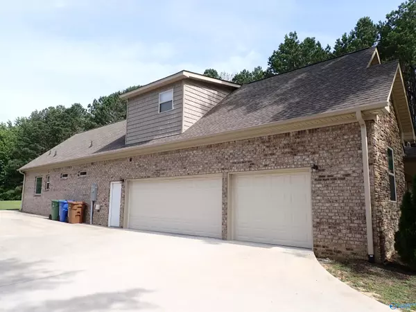 Hartselle, AL 35640,1139 Bellemeade Drive SW