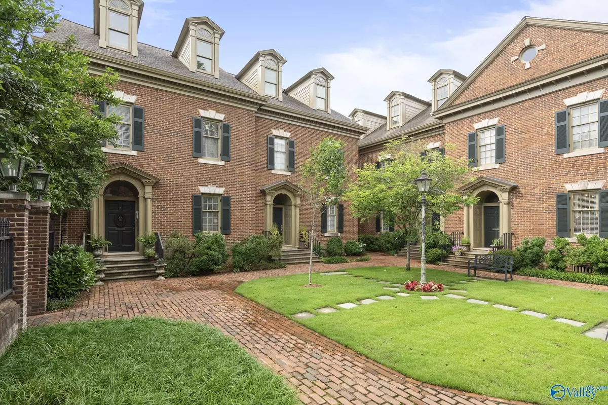 Huntsville, AL 35801,114 Lincoln Street NE #A