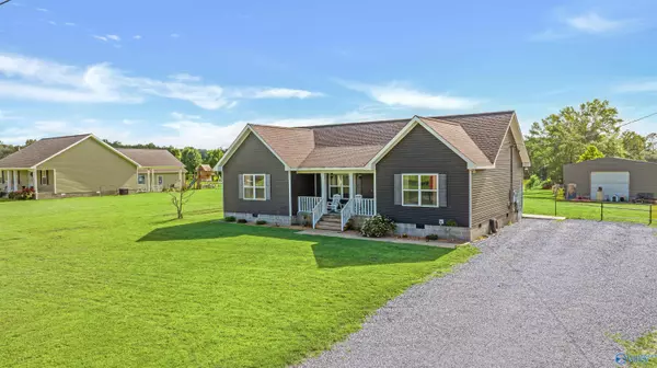 Fort Payne, AL 35968,113 County Road 1033