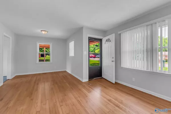 Huntsville, AL 35810,3121 Greenhill Drive NW