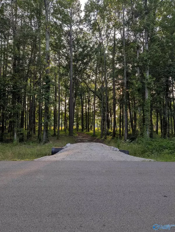 Toney, AL 35773,604 Carter Grove Road