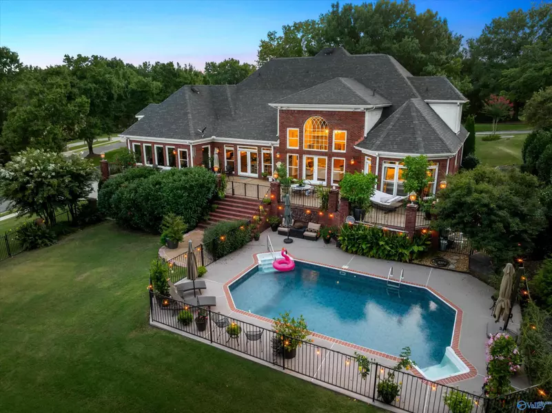 2901 Honors Row SE, Owens Cross Roads, AL 35763