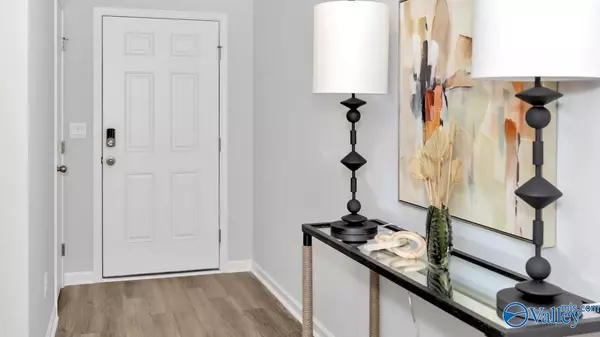 Owens Cross Roads, AL 35763,9907 Sequoyah Cove Drive SE