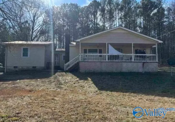 Altoona, AL 35952,1262A Steel Plant Lake Road