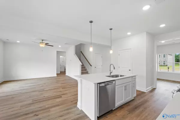 Harvest, AL 35749,132 Holly Grove Lane