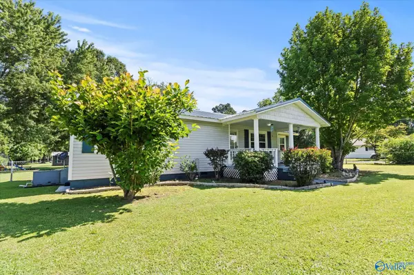 Boaz, AL 35957,501 Cobra Street