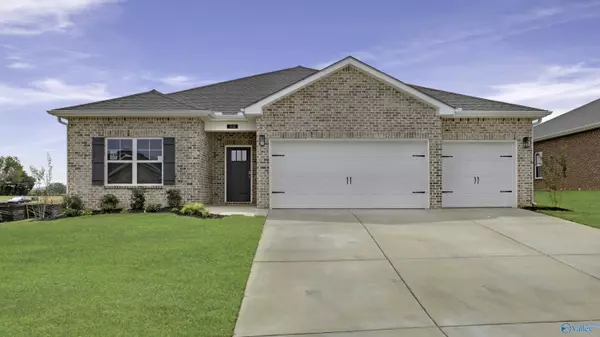 308 Wraywood Road, Huntsville, AL 35810