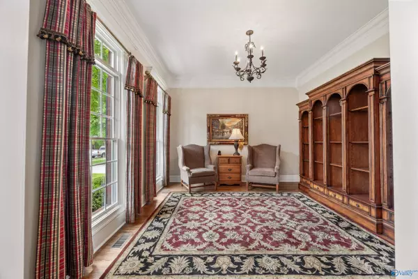 Owens Cross Roads, AL 35763,3106 Haddonstone Drive