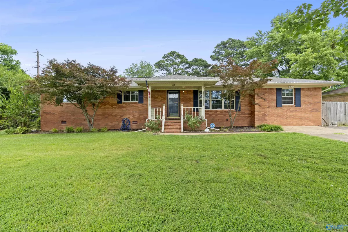 Hartselle, AL 35640,302 Cherry Street NW