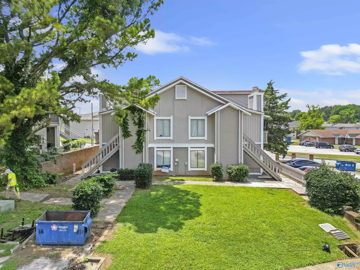 Huntsville, AL 35805,2218 Wind Trace Circle