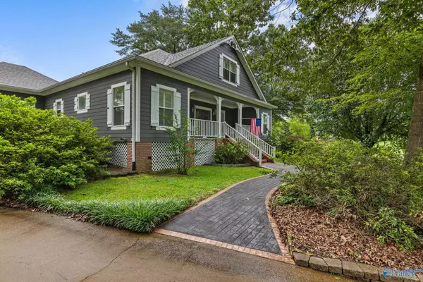 Cullman, AL 35058,242 County Road 1493