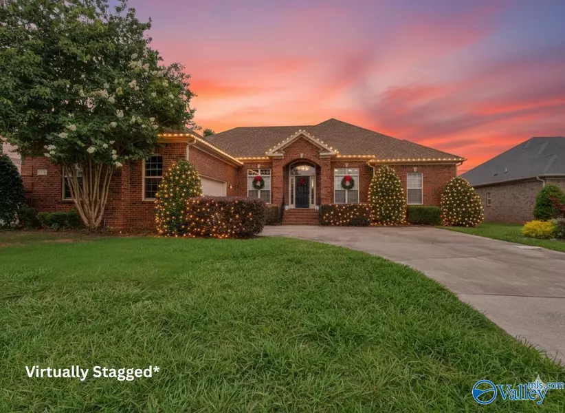 7515 Park Trace Lane SE, Owens Cross Roads, AL 35763