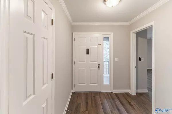 Huntsville, AL 35802,2043 Woodlawn Drive SW #2043