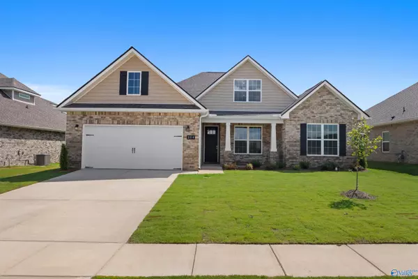 214 White Horse Way, Toney, AL 35773