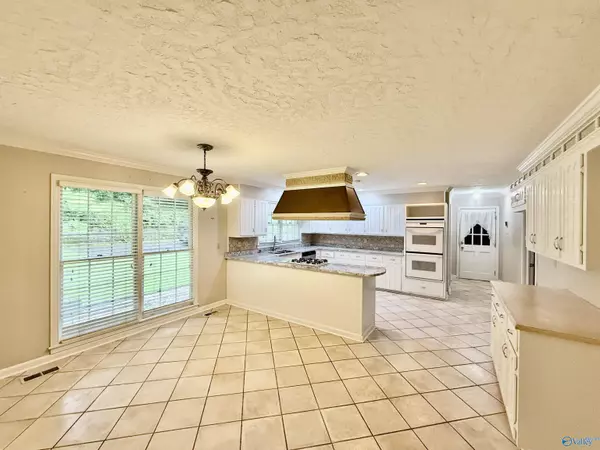 Gadsden, AL 35901,209 Beechwood Pass