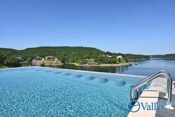 Cullman, AL 35057,870 County Road 225 #102