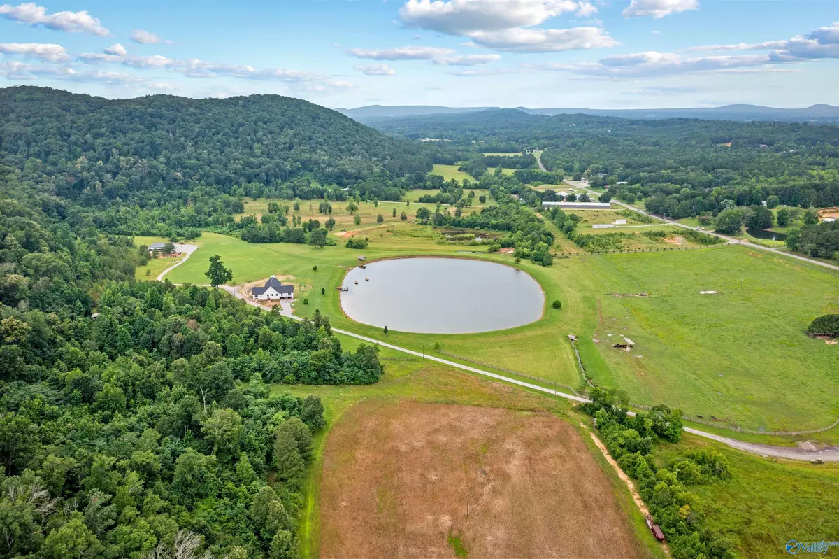 Glencoe, AL 35905,10.0 Crimson Lake Drive